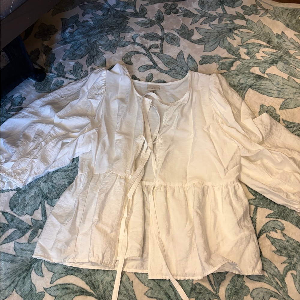 White Bow Top